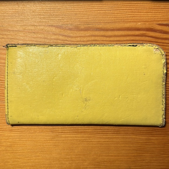 moscot case and cloth - Picture 3 of 3